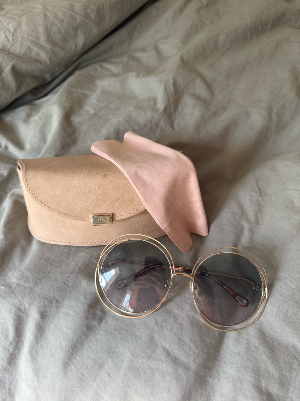 Chloe Gold-Trim Pink Gradient Round Sunglasses with Pink Case